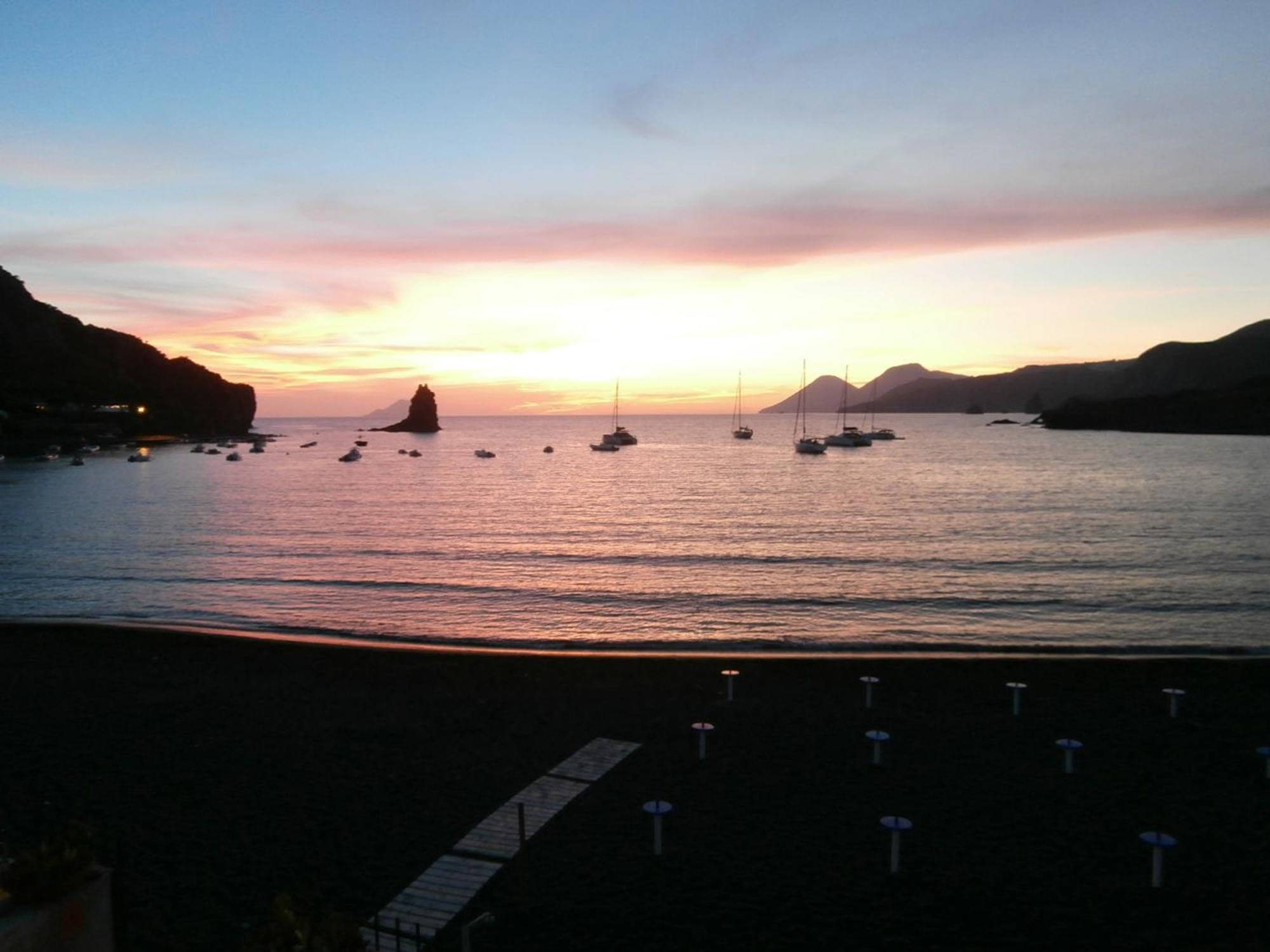 Hotel Conti Vulcano  Εξωτερικό φωτογραφία